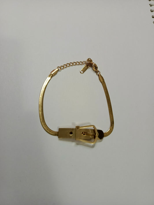 BELT BRACELET