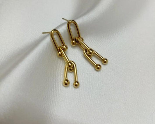 CHAIN EARRINGS